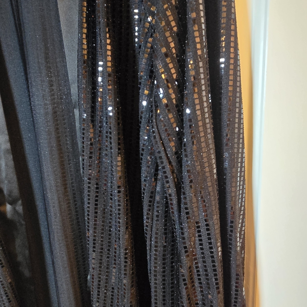 Glamorous Black Sequin Women's Robe - Picture 2 of 4